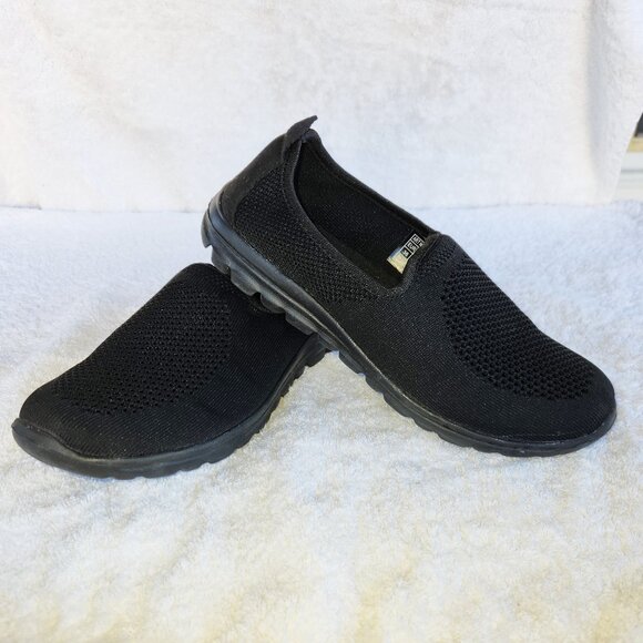 DAILY SHOES NWB BLACK SLIP-ON FLAT COMFORT SHOES, WOVEN CANVAS UPPER - Picture 1 of 7